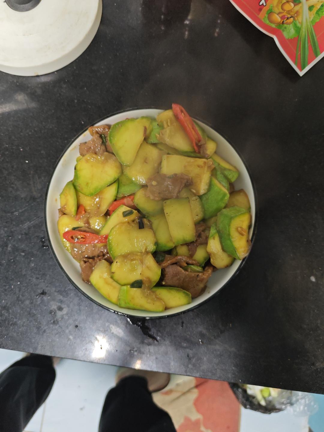 西葫芦炒肉的做法