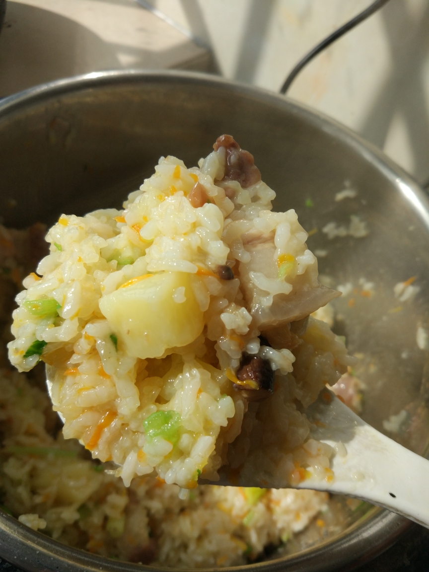 胡萝卜土豆焖饭的做法