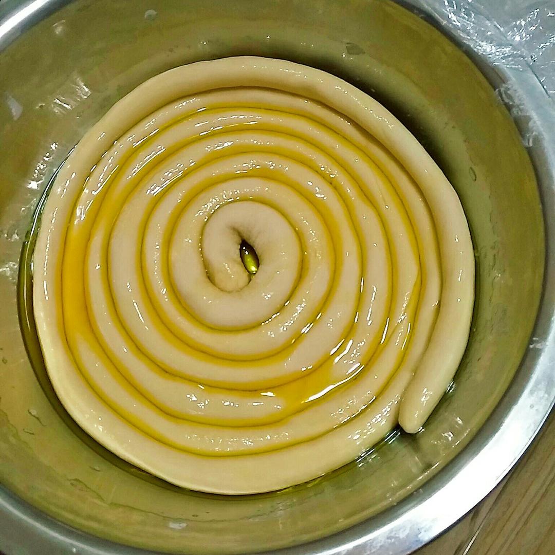 啊雅在路上做的一根面