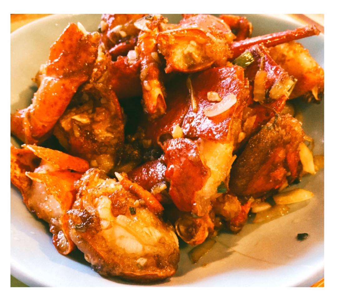 葱姜龙虾（附详细的拆解龙虾技巧，附精确地调料用量）