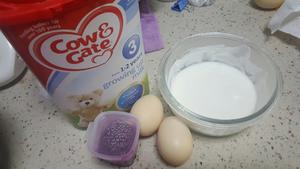 双色酸奶火龙果溶豆的做法 步骤1