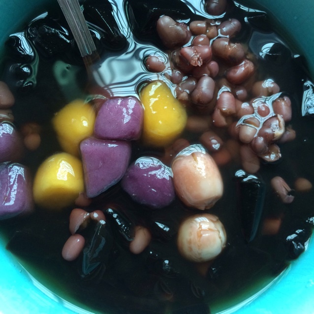 傻妞_svlf做的芋圆红豆汤