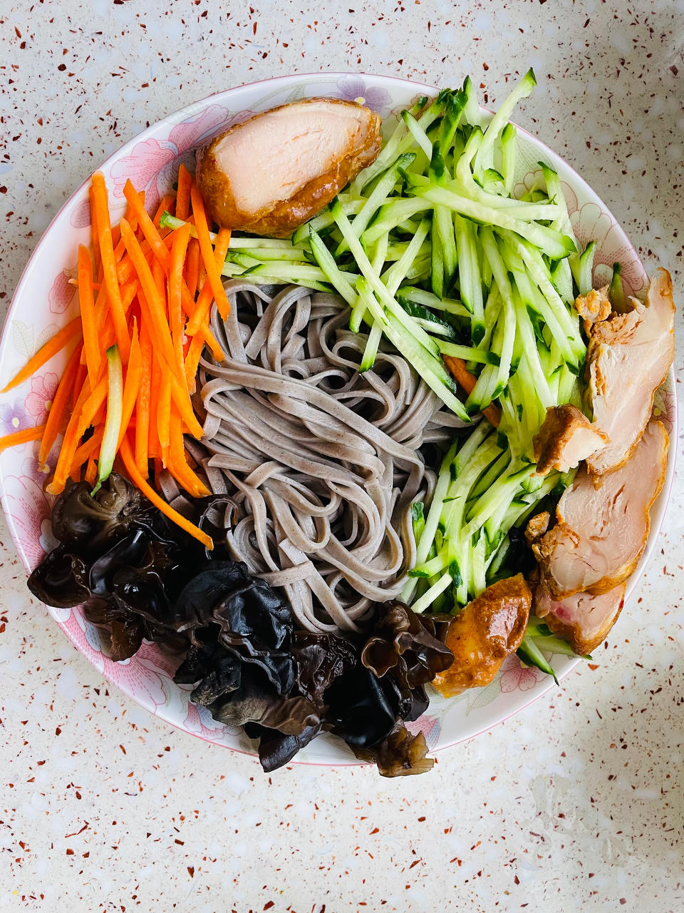 低卡减脂餐‼️凉拌鸡丝荞麦面㊙️酸辣又开胃