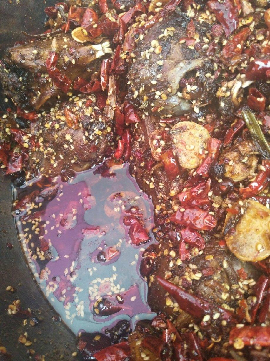 成都麻辣兔头
