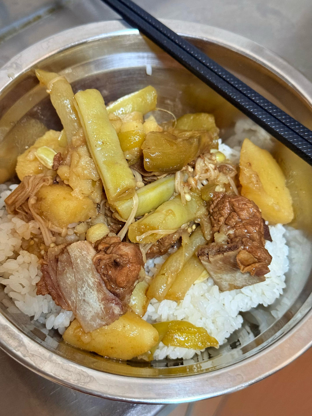 硬菜代表--排骨炖豆角土豆（豆角焖面胚子）
