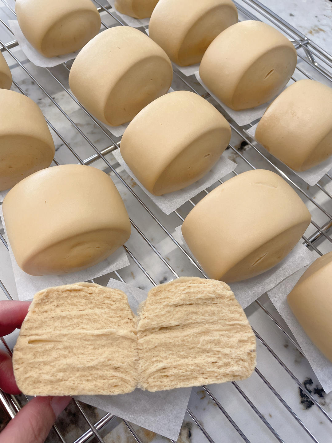 纯奶手撕吐司的做法 步骤1