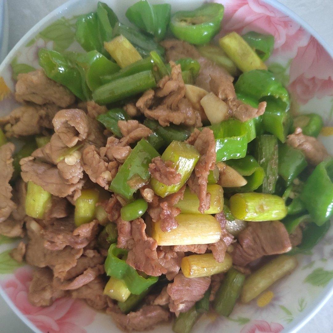 蒜苗炒肉