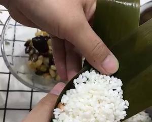 蜜枣豆沙粽子（附无绳包粽子视频）的做法 步骤12