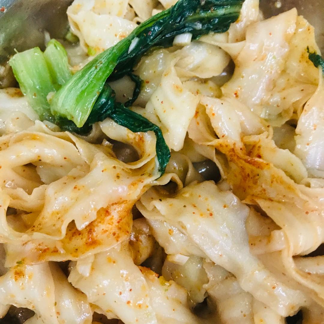 轻松做一碗油泼面