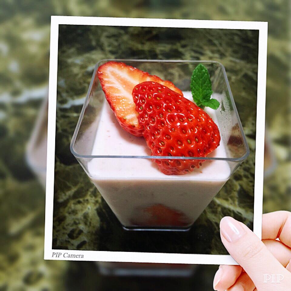 小美版草莓慕斯