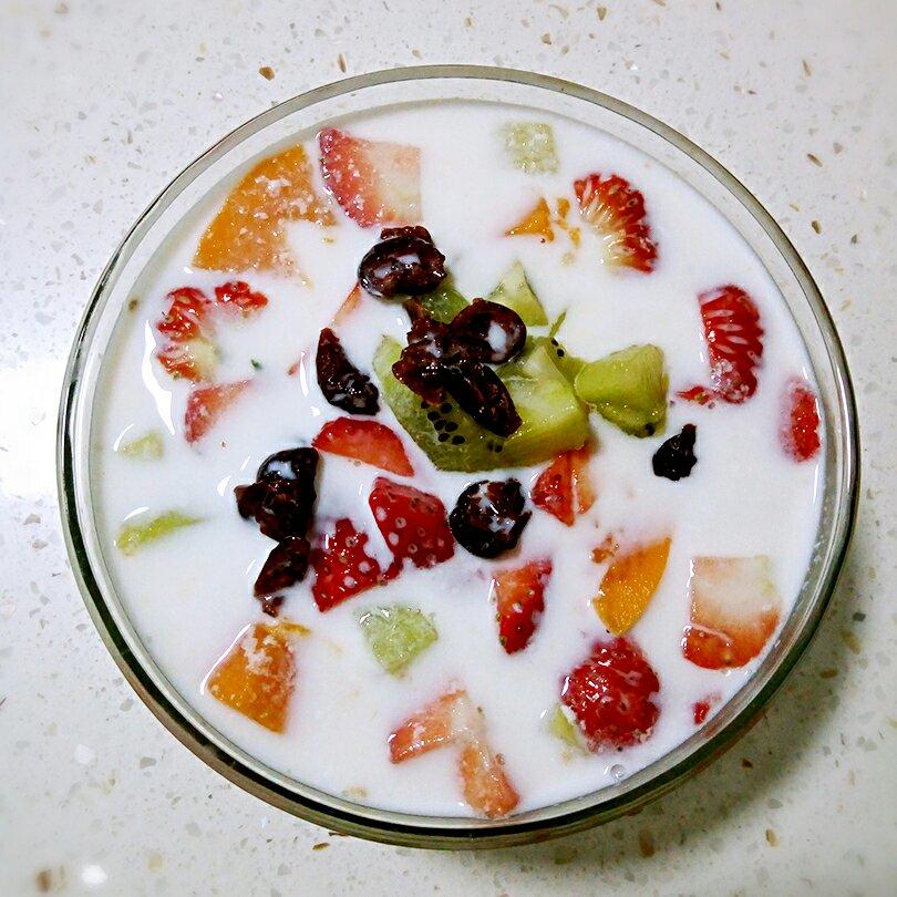 秋叶9z18做的椰奶水果捞满记甜品