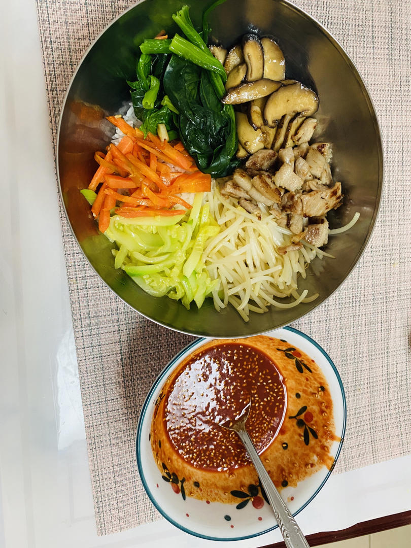 无敌好吃的韩式拌饭