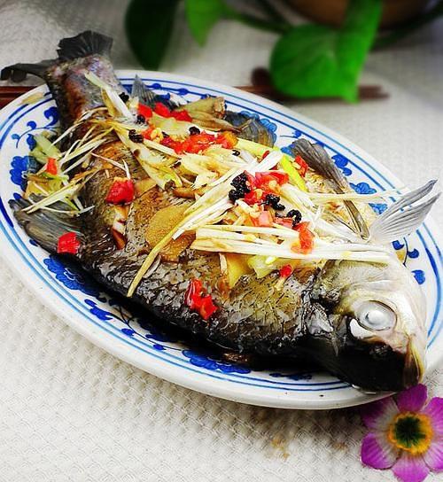 清蒸鳊鱼