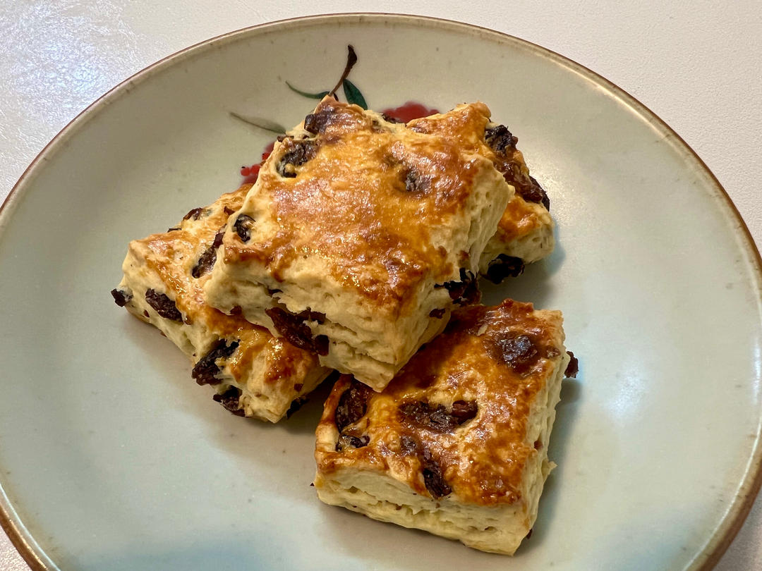 消耗淡奶油的司康