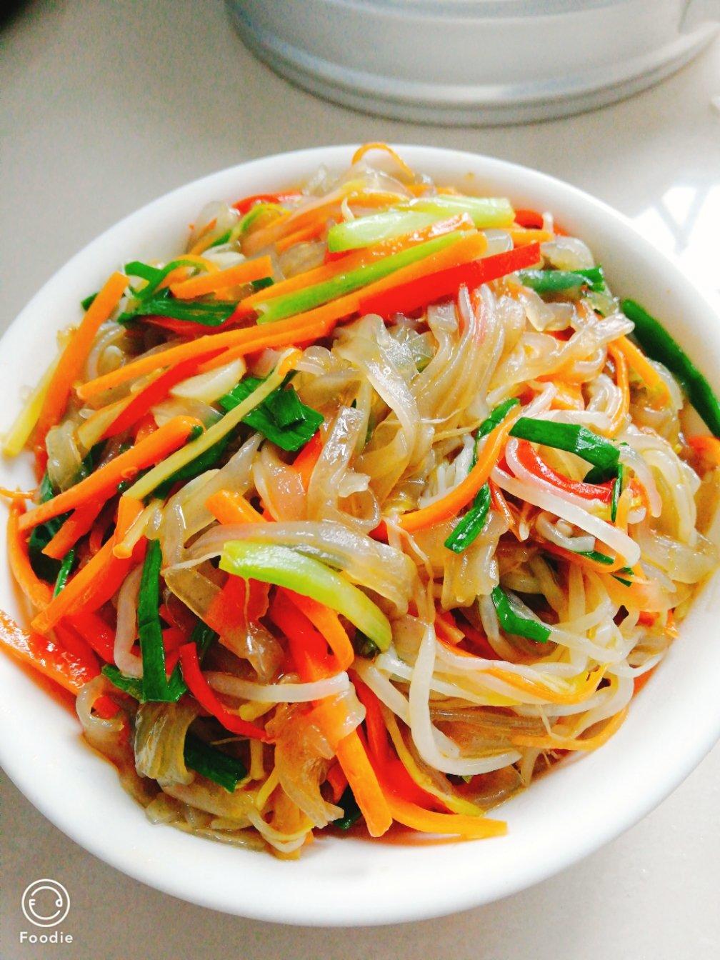 豆芽炒粉丝