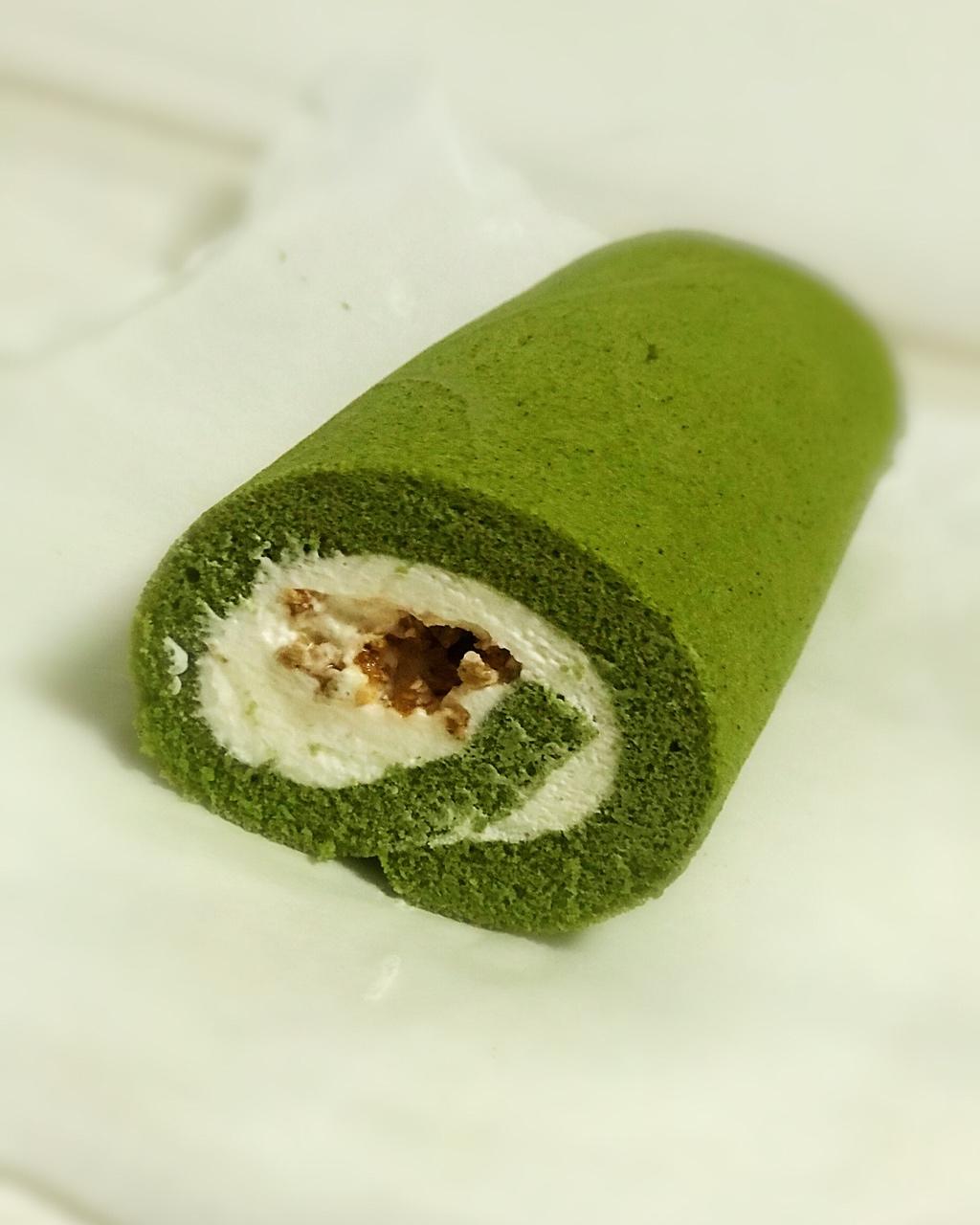 抹茶焦糖芝麻蛋糕卷