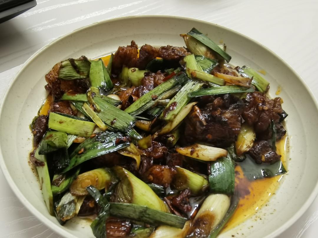 超级下饭的蒜苗炒肉，零失败