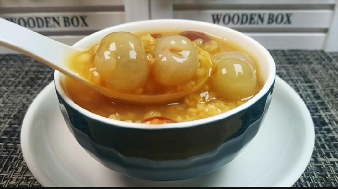 红枣薏米仁养生粥