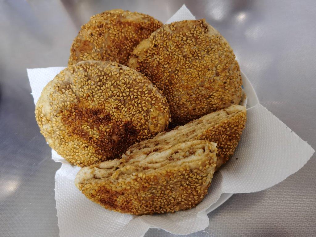 老北京芝麻酱烧饼 酥香可口层多好吃 会上瘾的小饼 附细节视频详解
