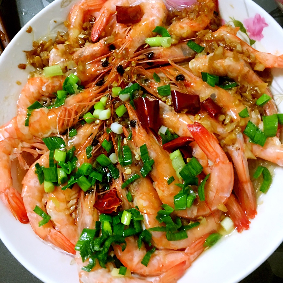 蒜蓉粉丝蒸大虾