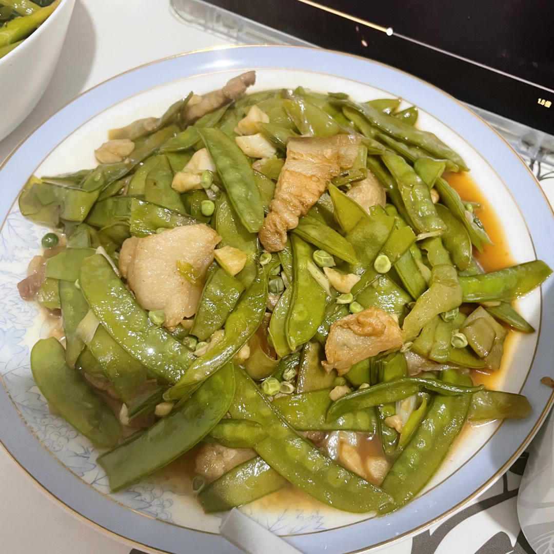 荷兰豆炒五花肉