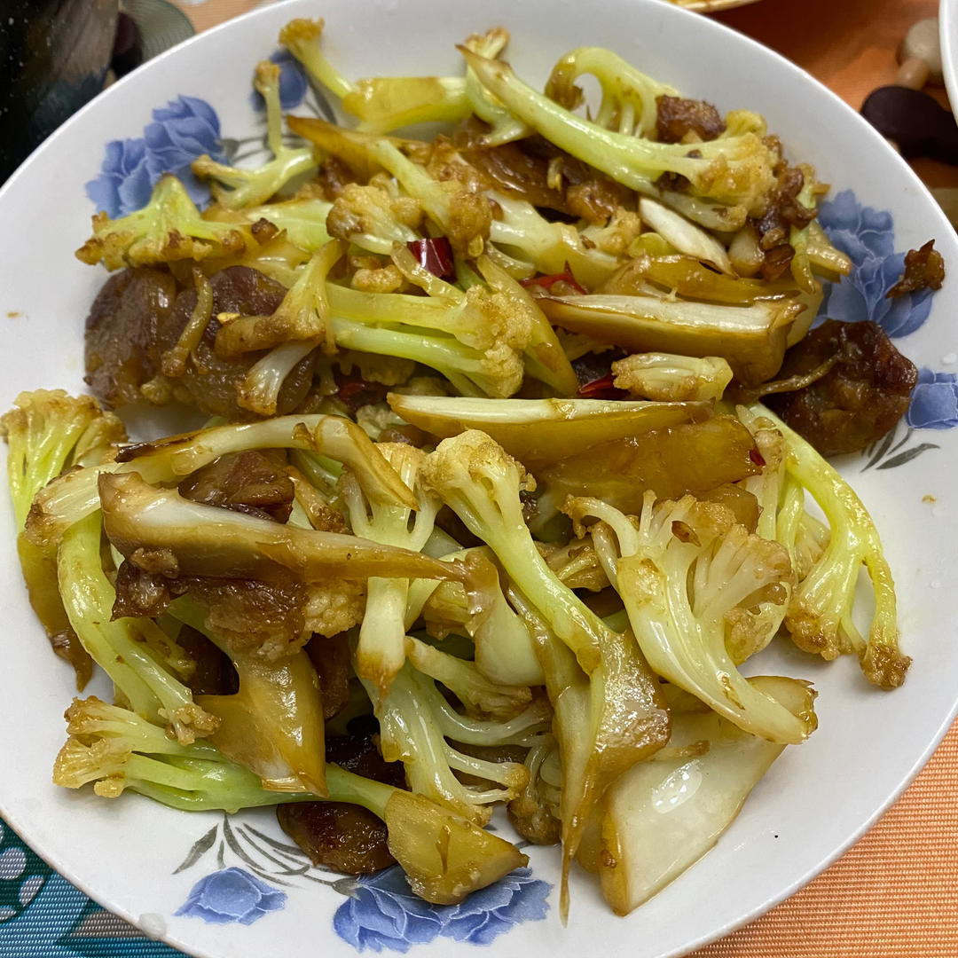 和饭店一个味道的干锅花菜