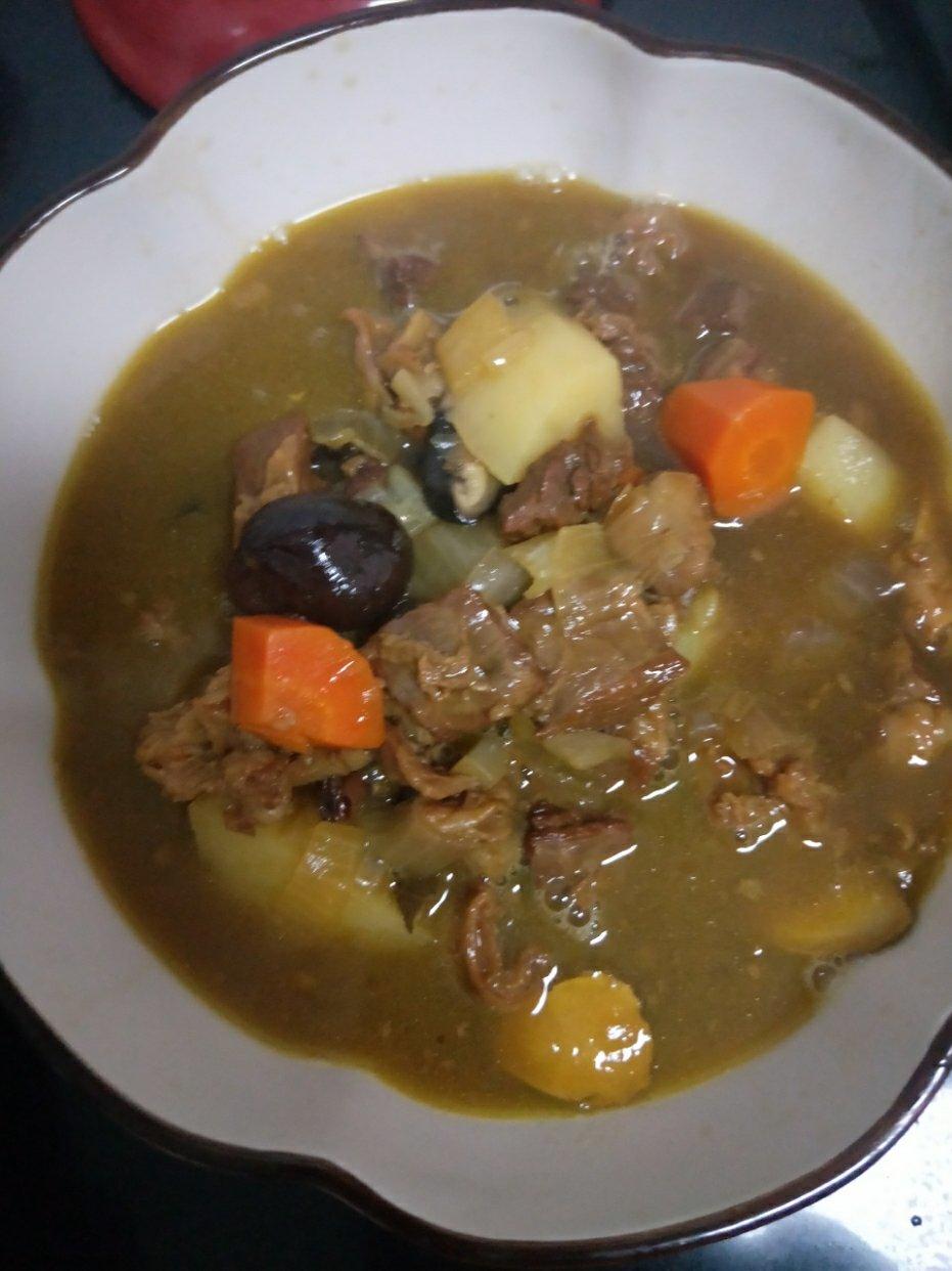 番茄土豆炖牛腩