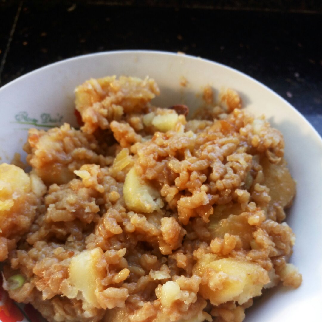 土豆焖饭（电饭锅版）