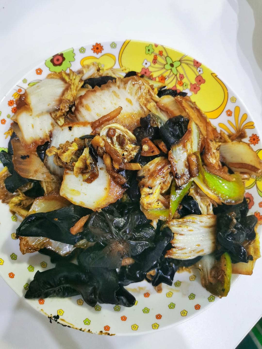 白菜片炒木耳