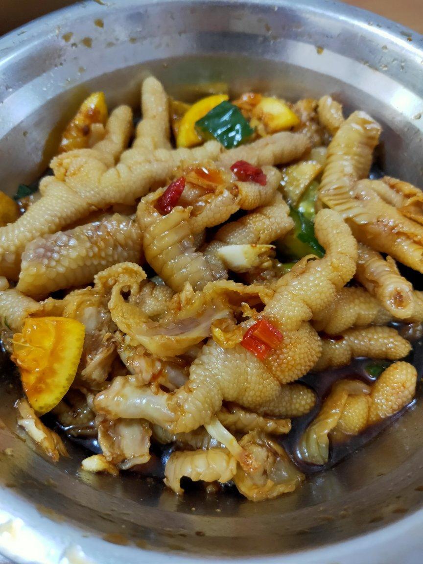 柠檬无骨鸡爪，酸辣开胃，劲道Q弹