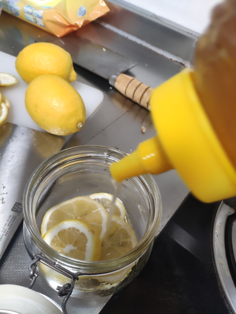 蜂蜜柠檬的做法 步骤5
