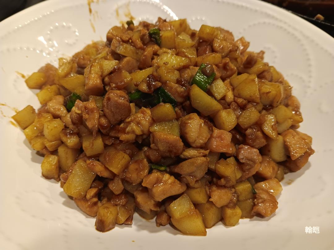 一道怎么做都好吃的干煎土豆鸡丁（红烧，咖喱，椒盐，孜然）