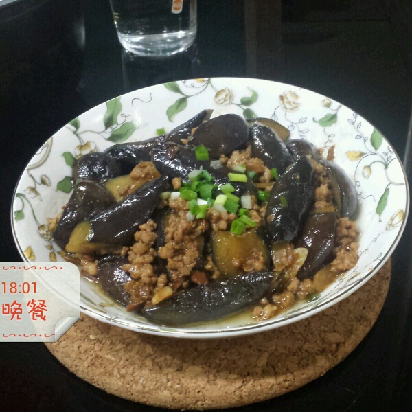 酱香肉末烧茄子