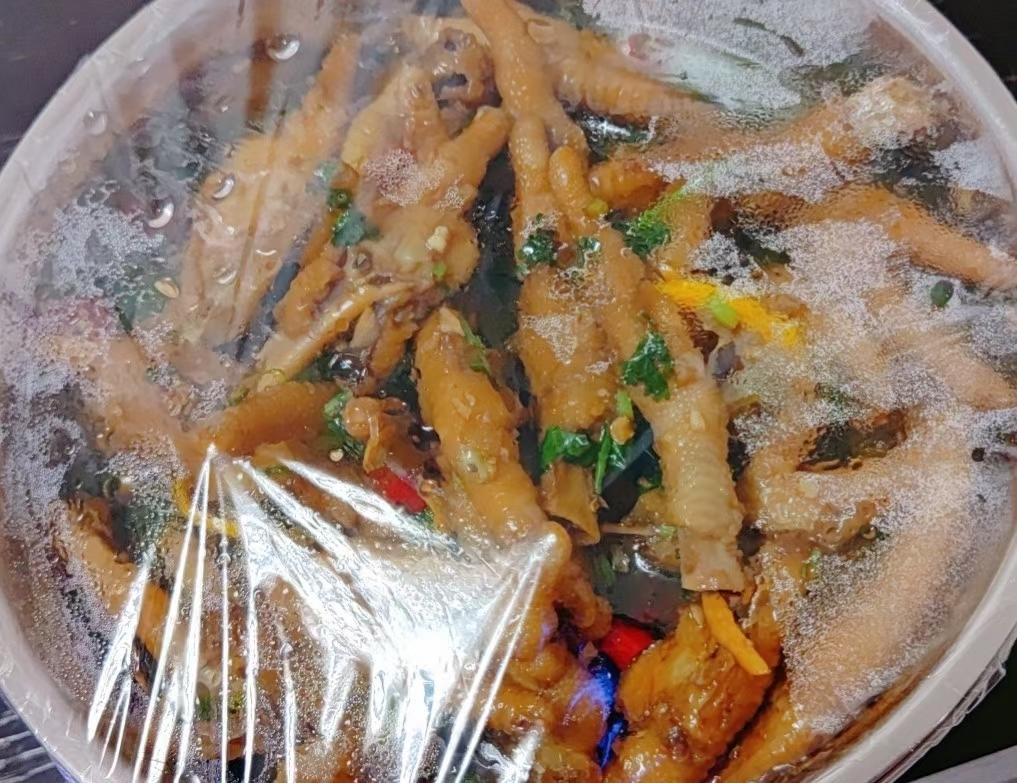 凉拌酸辣凤爪最好吃的做法