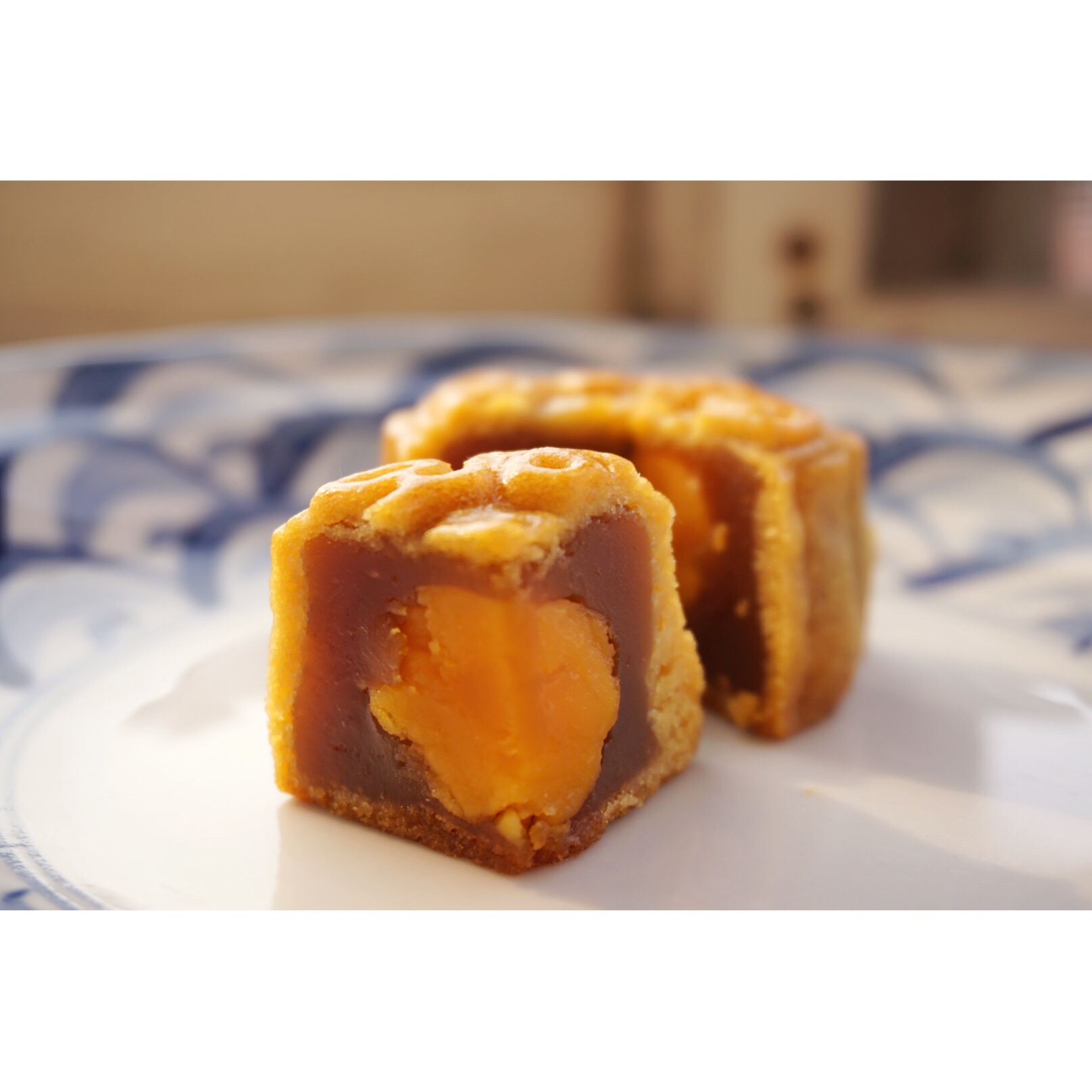 广式月饼——蛋黄莲蓉月饼