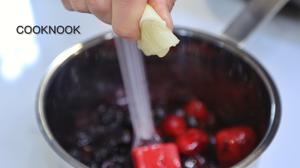 香煎法式鸭胸佐莓果酱与红薯泥的做法 步骤7