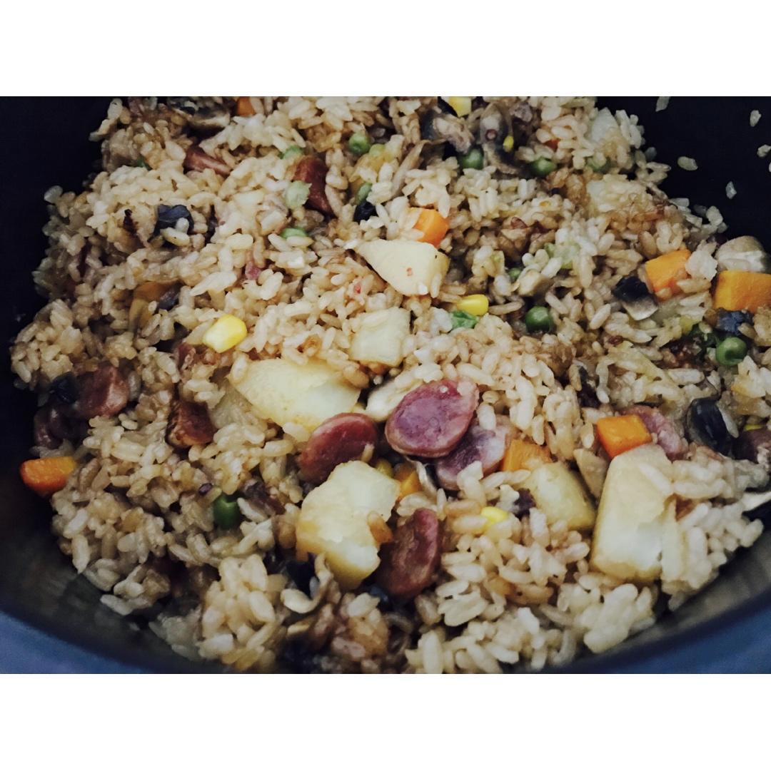 土豆焖饭（电饭锅版）