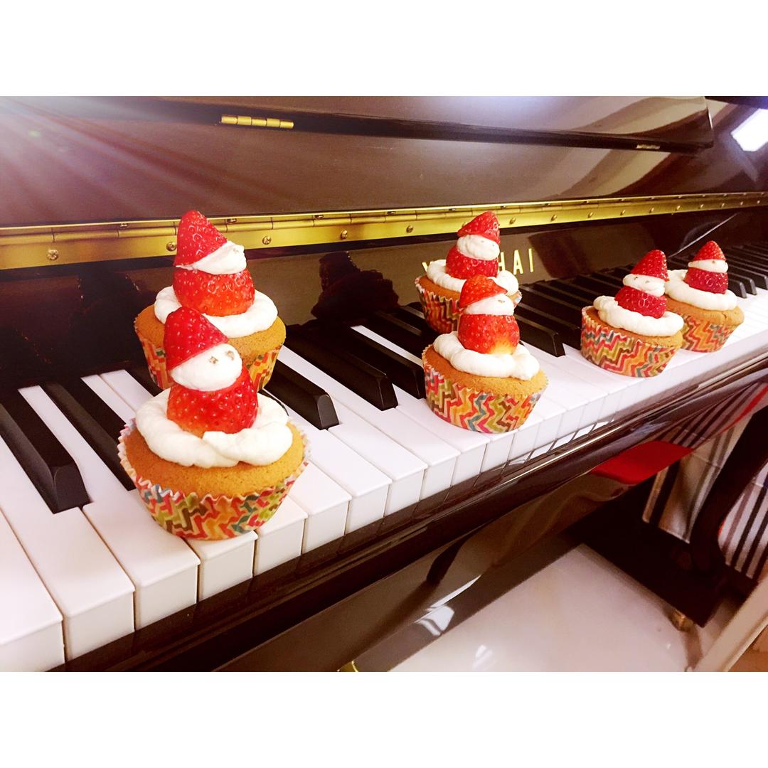 圣诞老人杯子蛋糕【曼达小馆】2016年圣诞Party专场