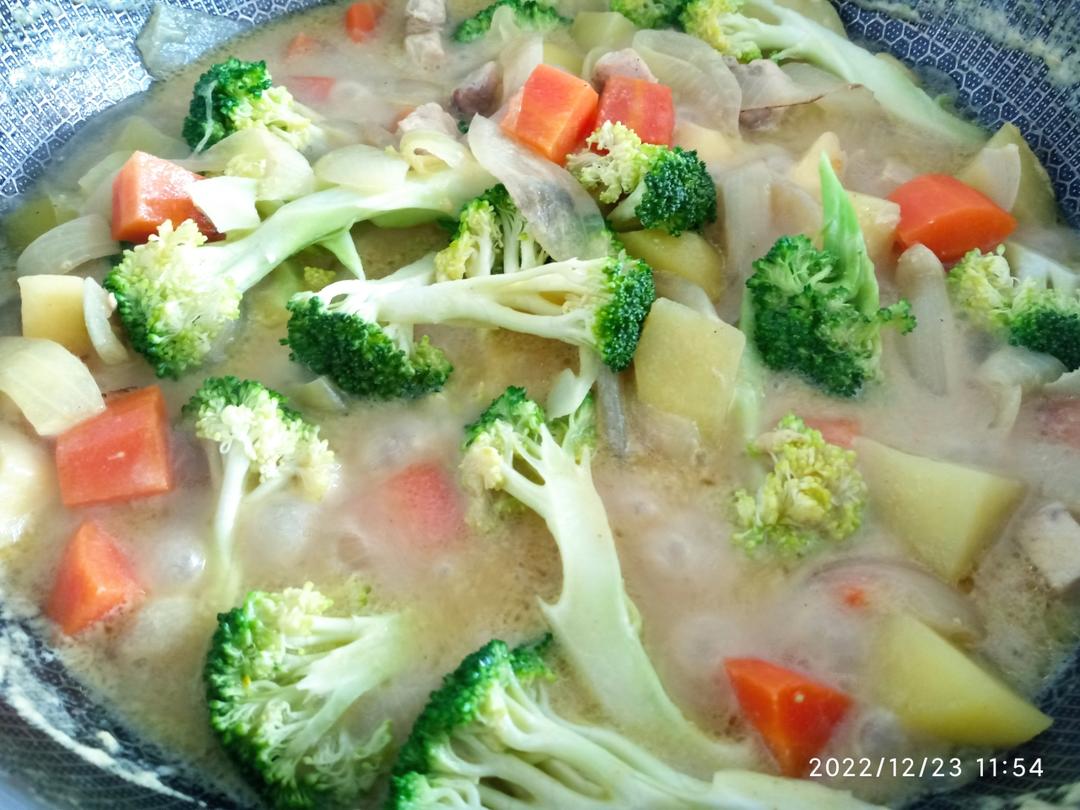 零失败日式咖喱鸡肉饭！！最正宗日本家庭做法！简单又好吃！