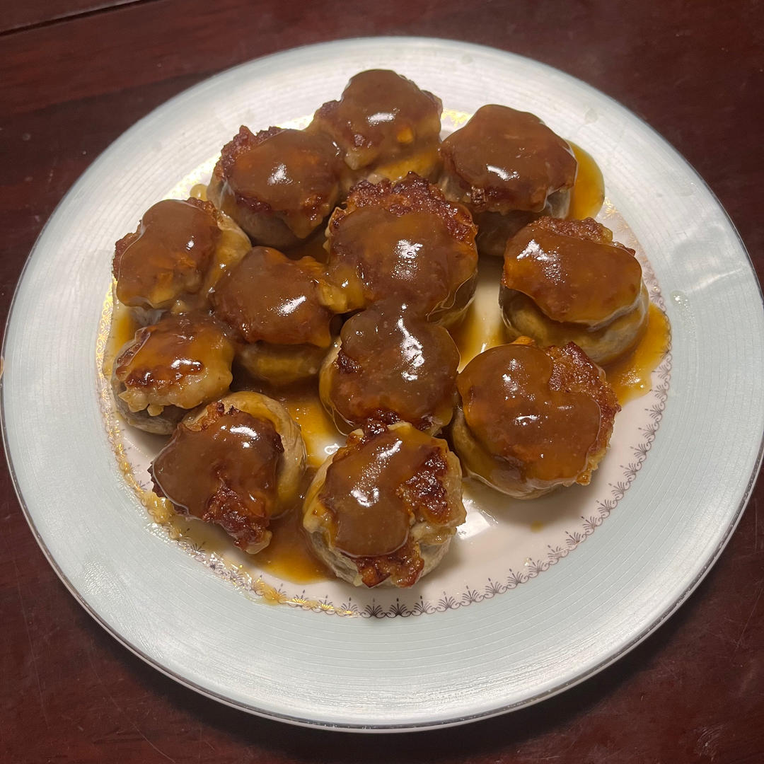 不会剩下一滴汤汁的口蘑酿肉