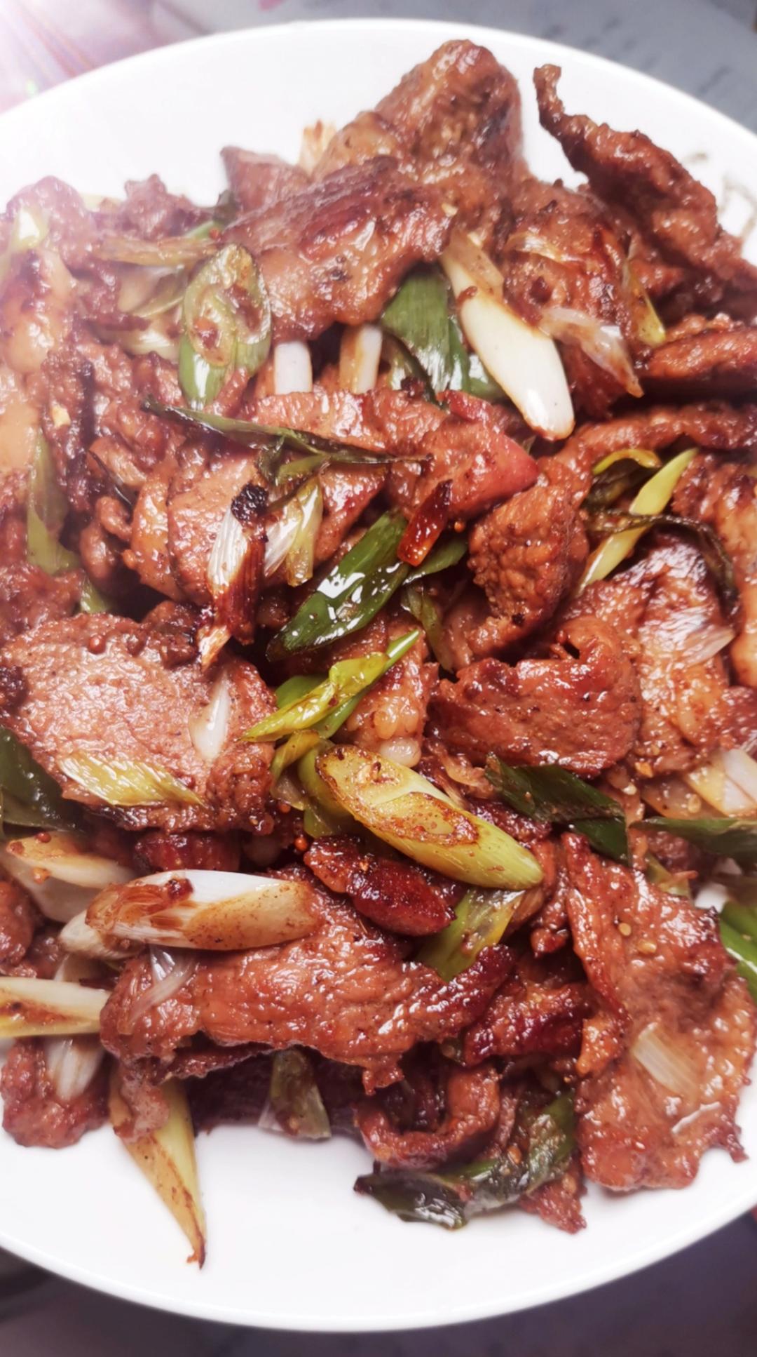 【嗷呜】老北京葱爆羊肉