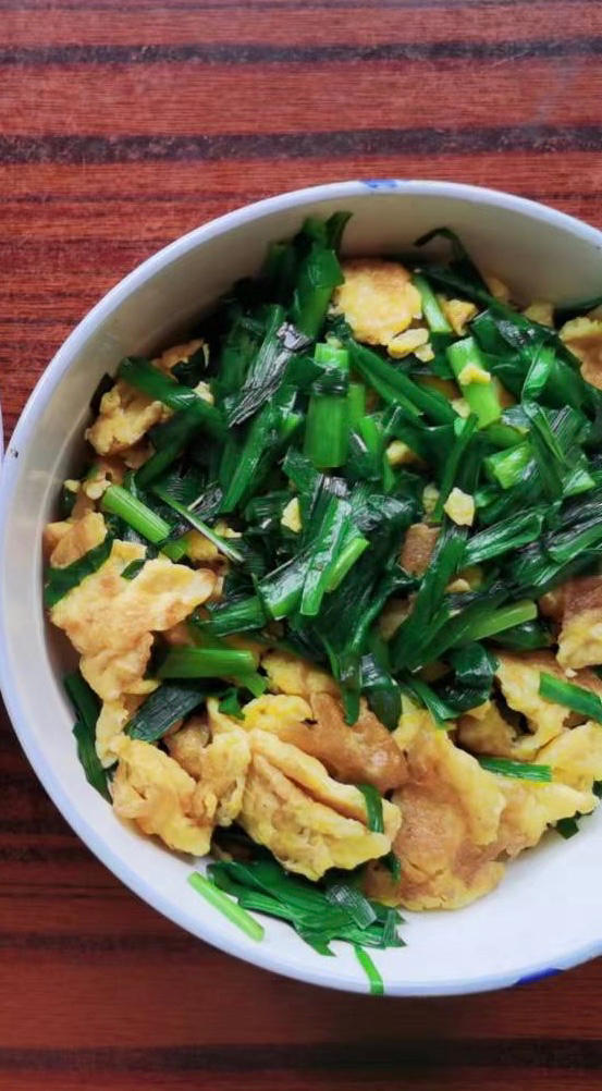 家常韭菜炒鸡蛋