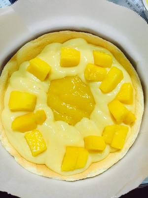 自创芒果流心酸奶蛋糕，不用鲜奶油。的做法 步骤1