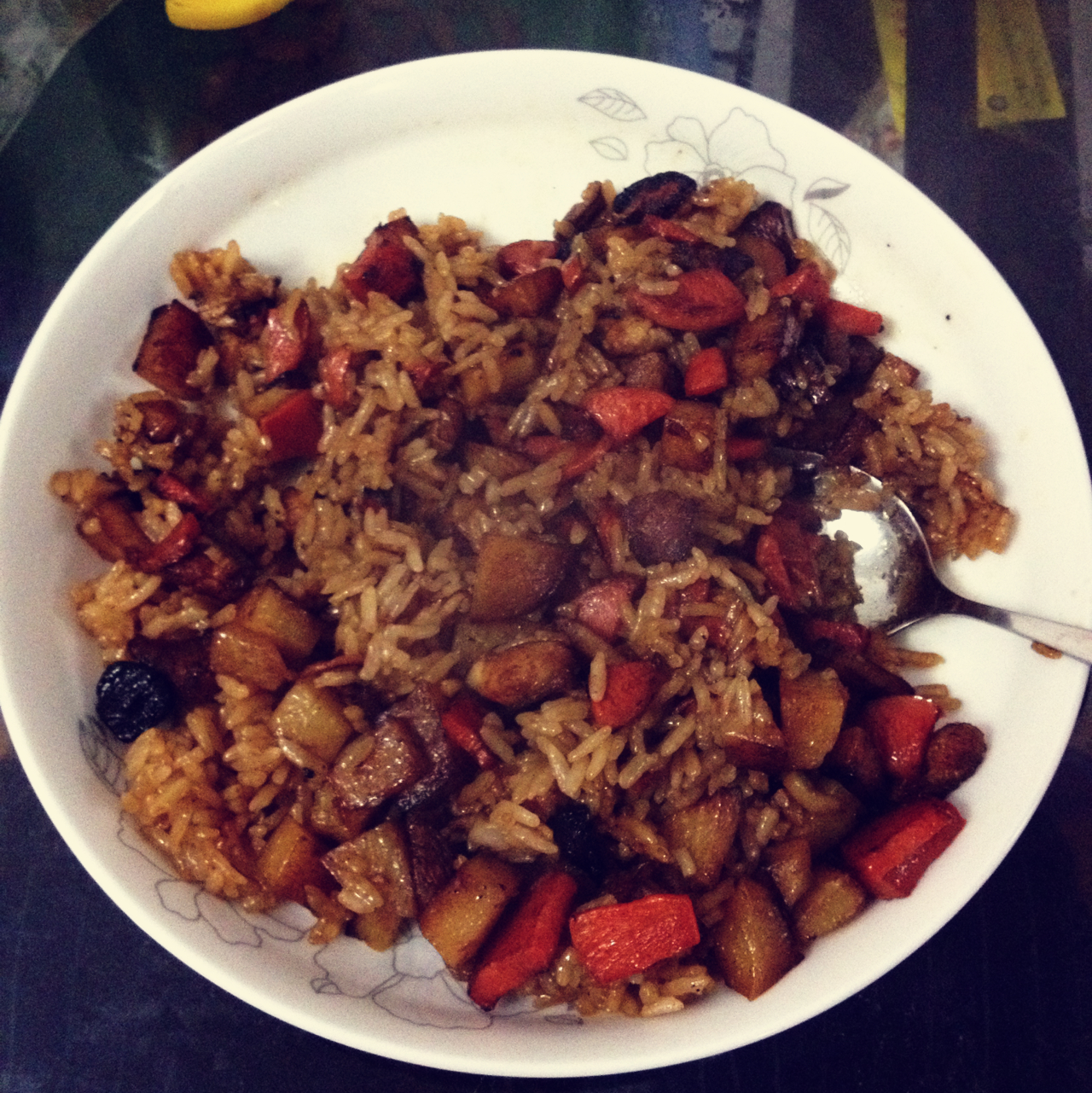 土豆胡萝卜鸡肉焖饭