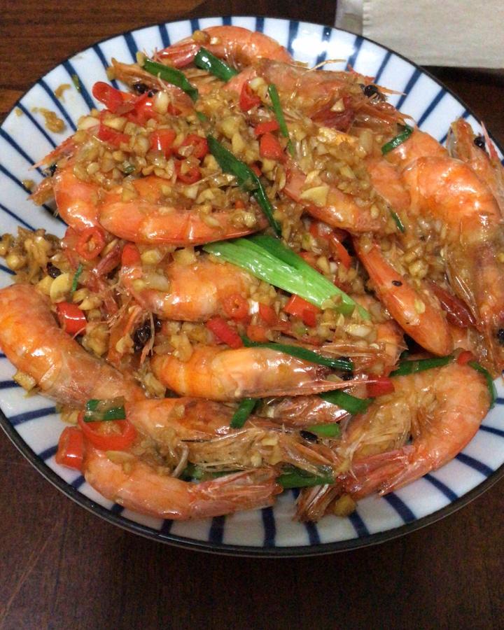 蒜蓉蒸虾