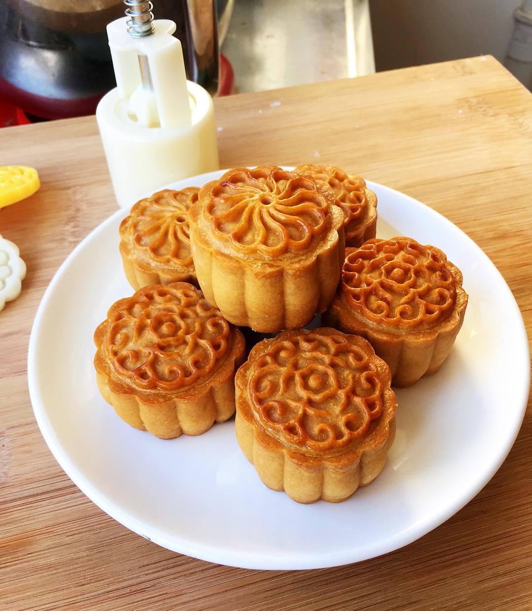 广式豆沙月饼