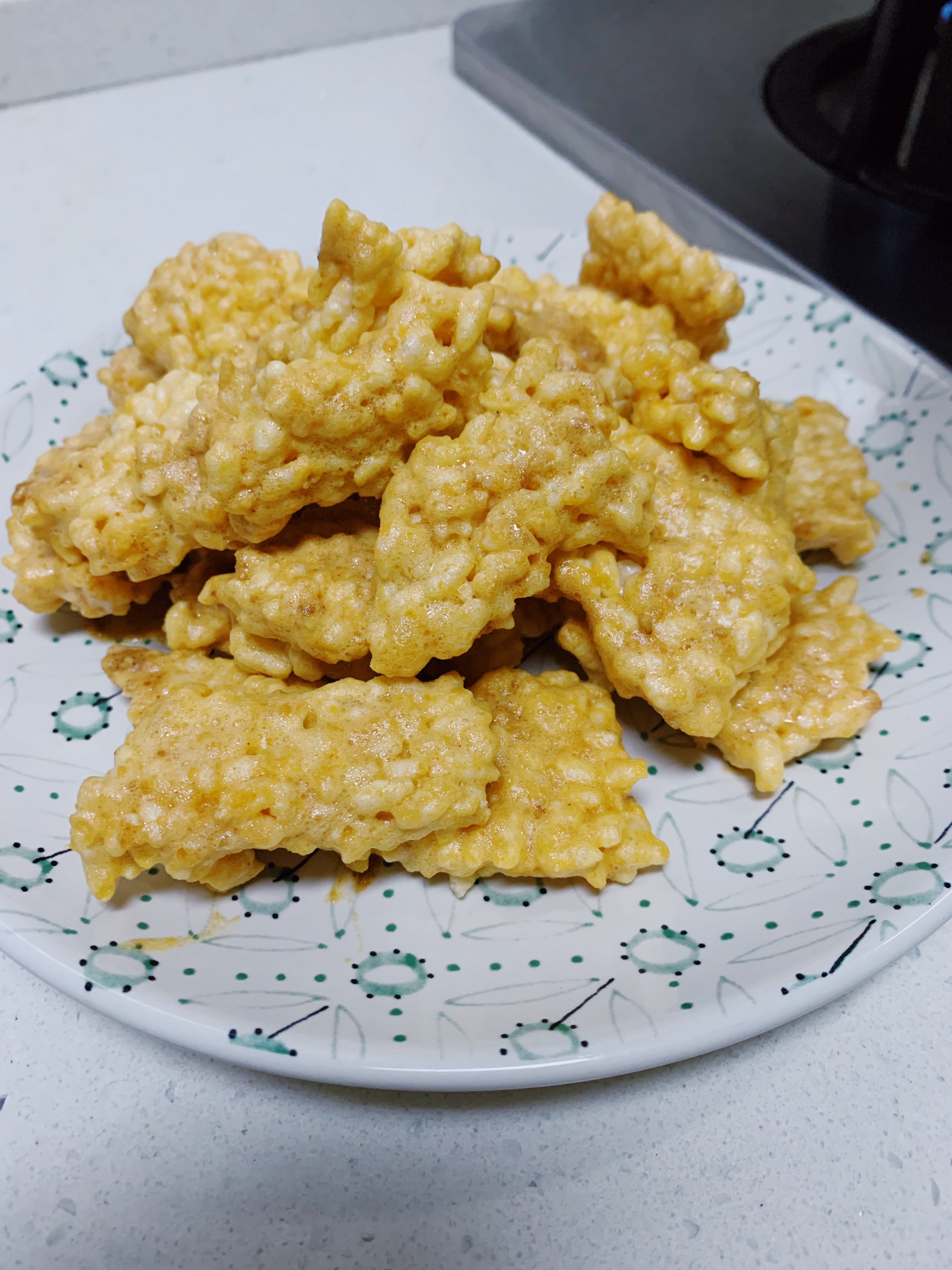 蛋黄焗锅巴的做法