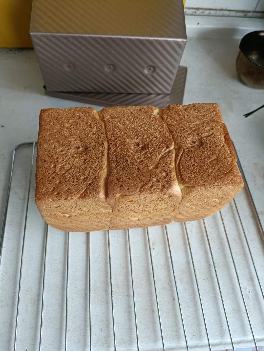 吐司，奶香手撕面包，超级香浓