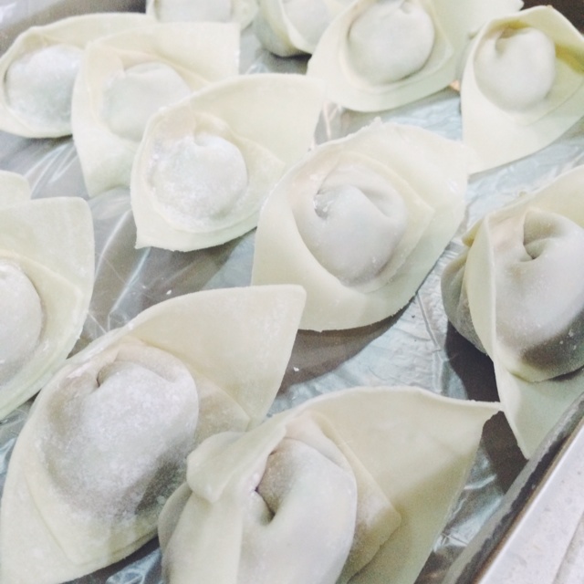 元宝馄饨包法