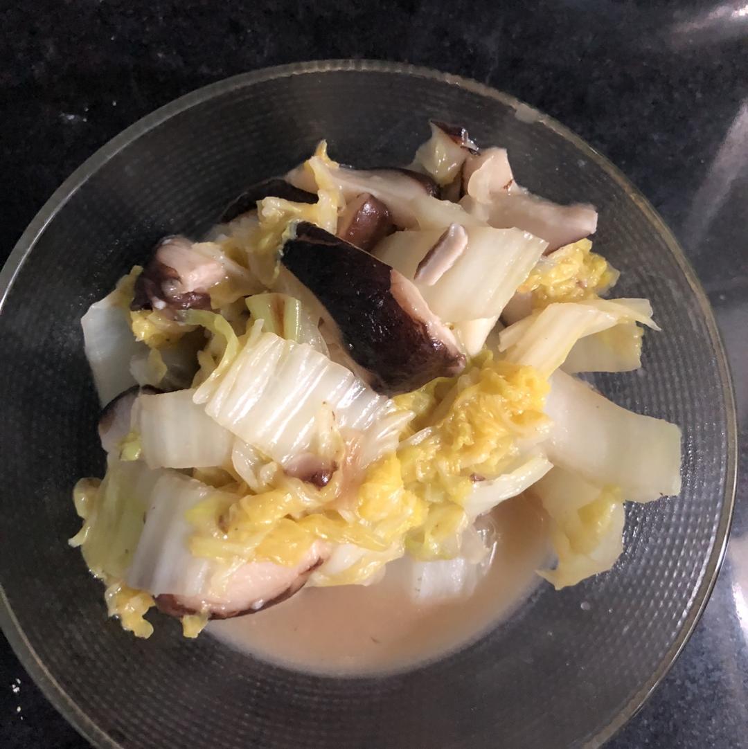 娃娃菜炒香菇